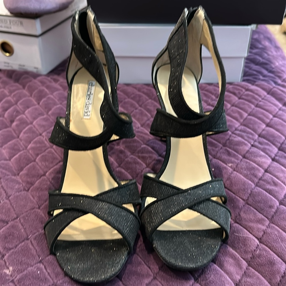 Charles David. Size 10 black pumps.